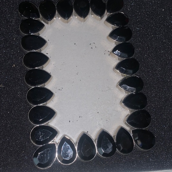 Wow!!!! Huge FINAL SALE!!!! AZURE HOME Black Crystal picture frame - Picture 2 of 5
